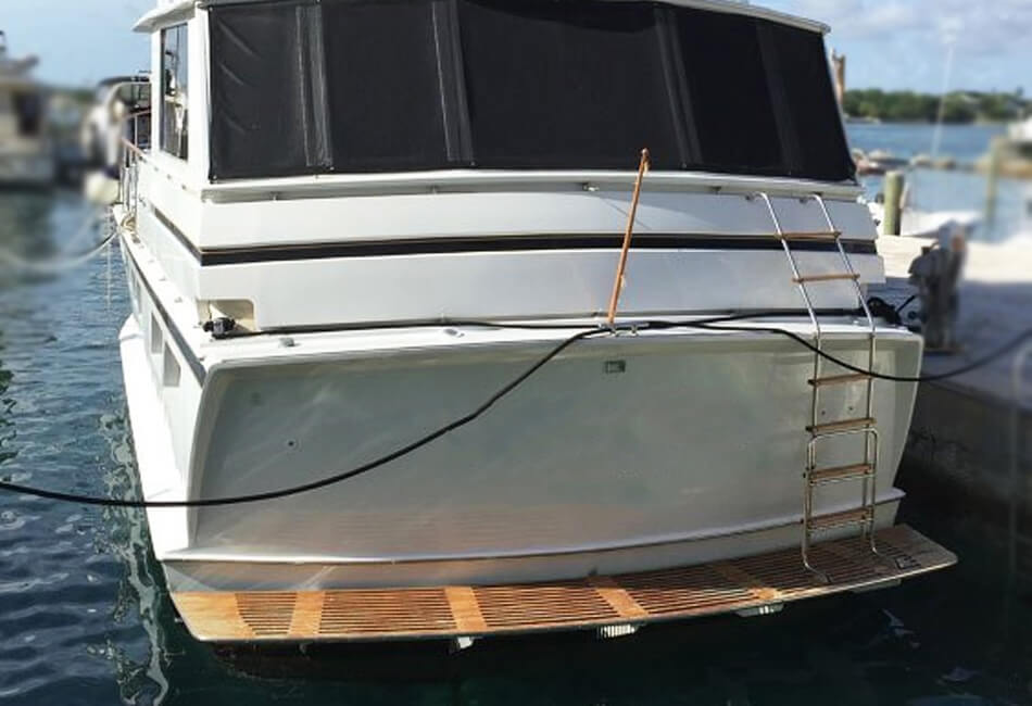 65 ft Chris Craft Motor Yacht 